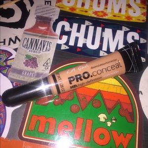 Nip peach corrector pro concealer